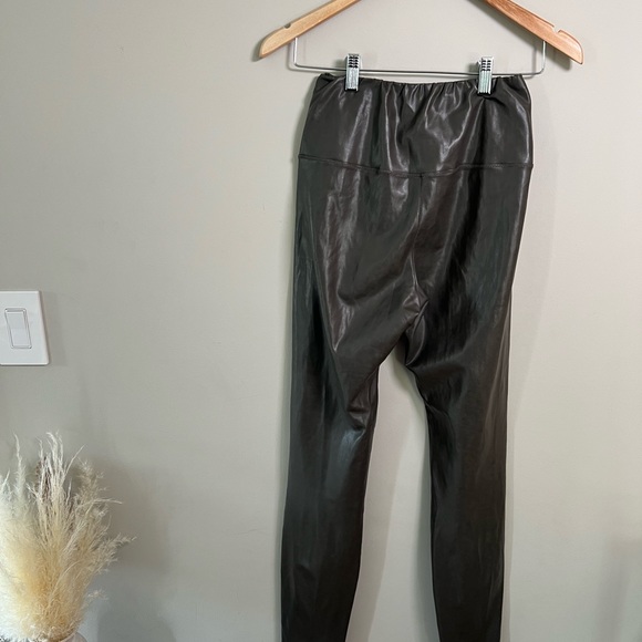 Wilfred Free Daria pant- Vegan Leather Olive Grey EUC- Small - Picture 6 of 6